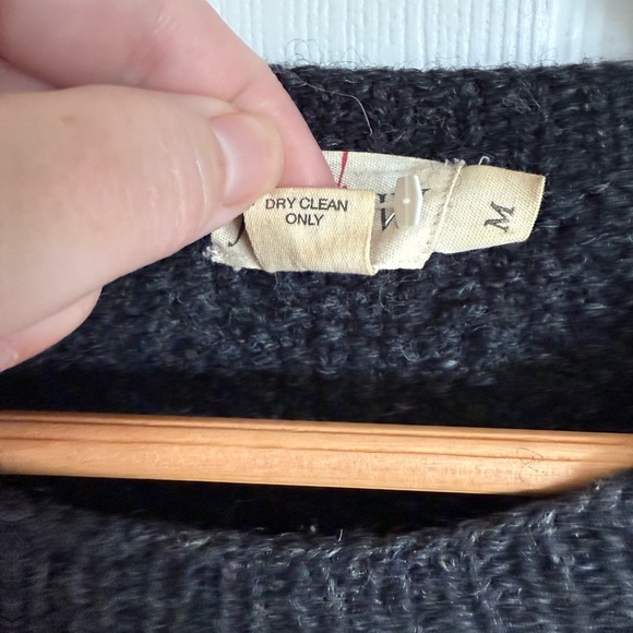 EUC Vintage J Crew Oarsman Cable Knit Fisherman Sweater
Charcoal Grey M - Picture 4 of 5